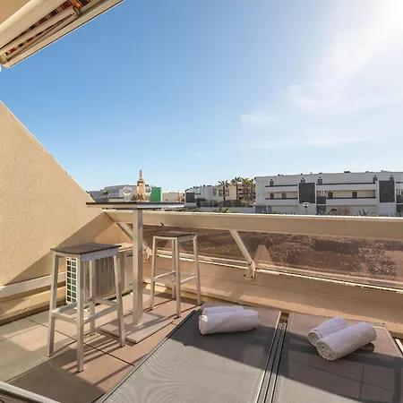 Apartment Imperial Luxe Heliopolis Terrasse Ensoleillee Parking A Pied - Village Naturiste